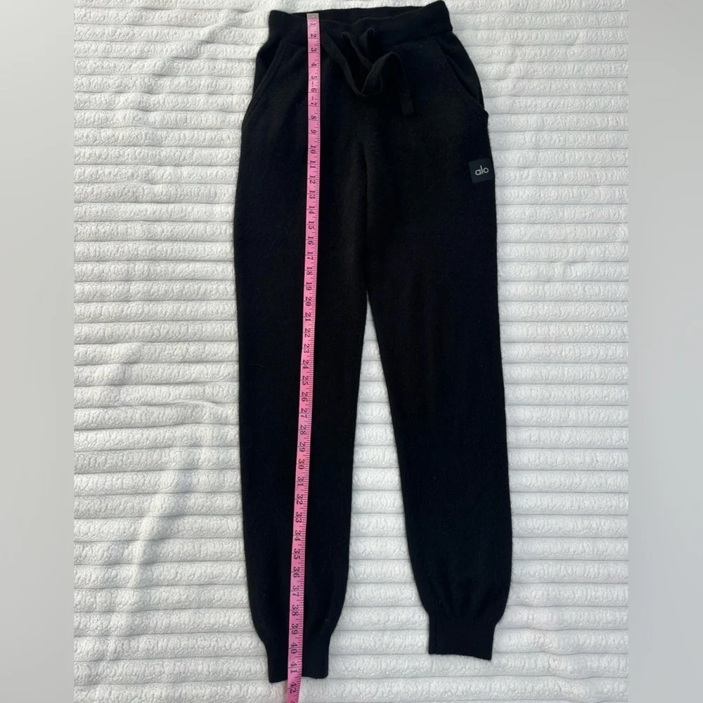 ALO Yoga Black Textured Fabric